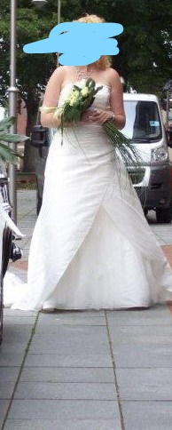 Classy wedding dress Vindress Ivory Regular Long Strapless New (Un-Altered) Natural Size 42